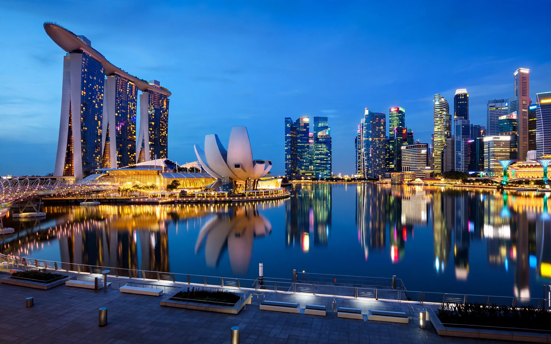 Marina Bay Singapore skyline and financial district reflections